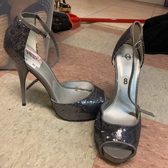 Grey Sequin Heels - Picture 2 of 2